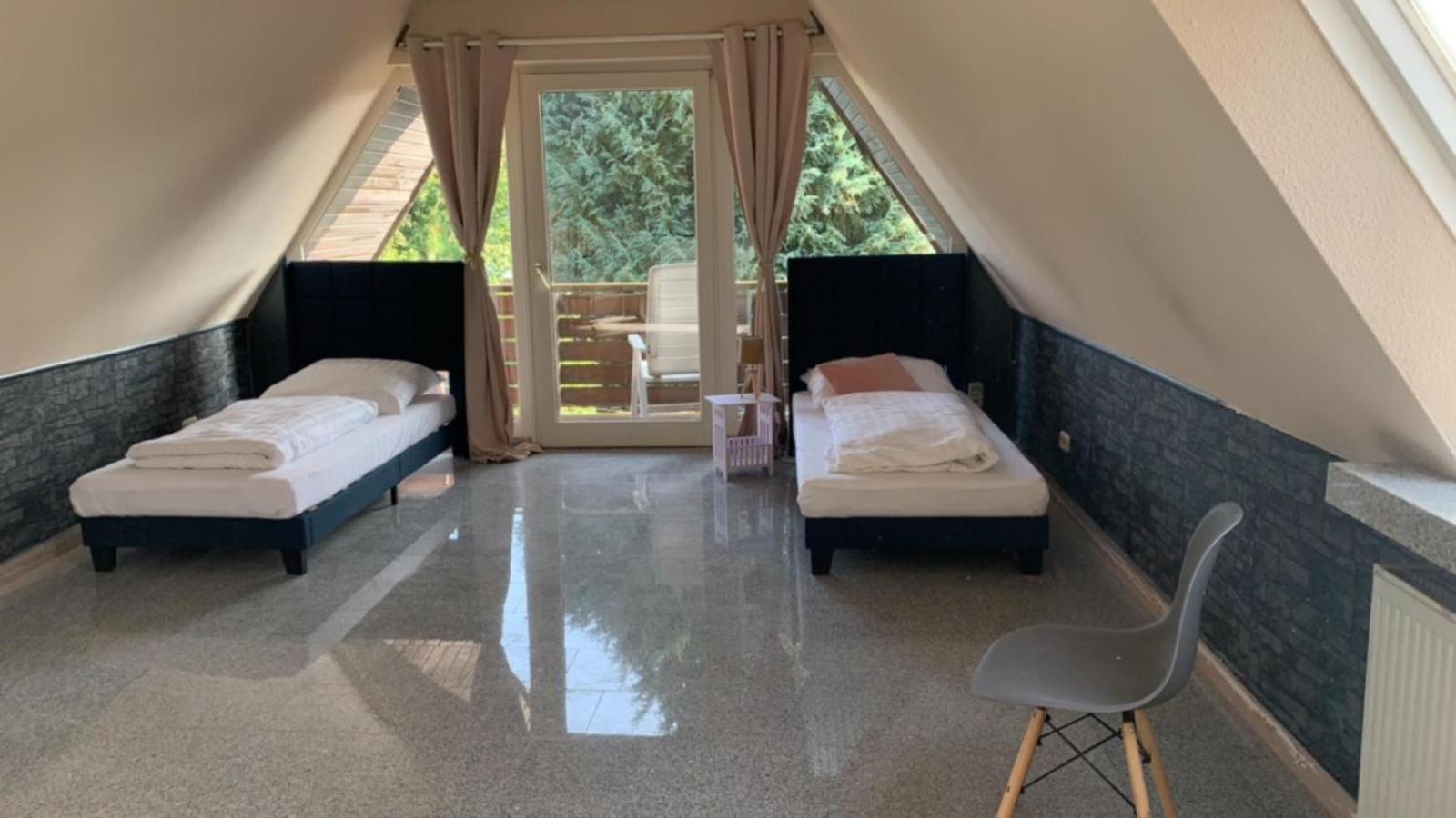 Zimmer In Wohnung, Monteure, Zentral, Enger Zewnętrze zdjęcie